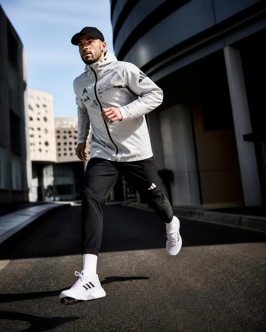 découvrez pourquoi la collection adidas x séduit les sportifs urbains grâce à son style innovant, son confort optimal et ses performances adaptées à la vie citadine.